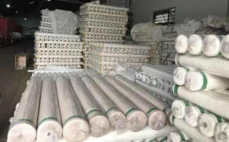 羽絨服制造商自述 今年天氣暖,庫存高,資金周轉慢